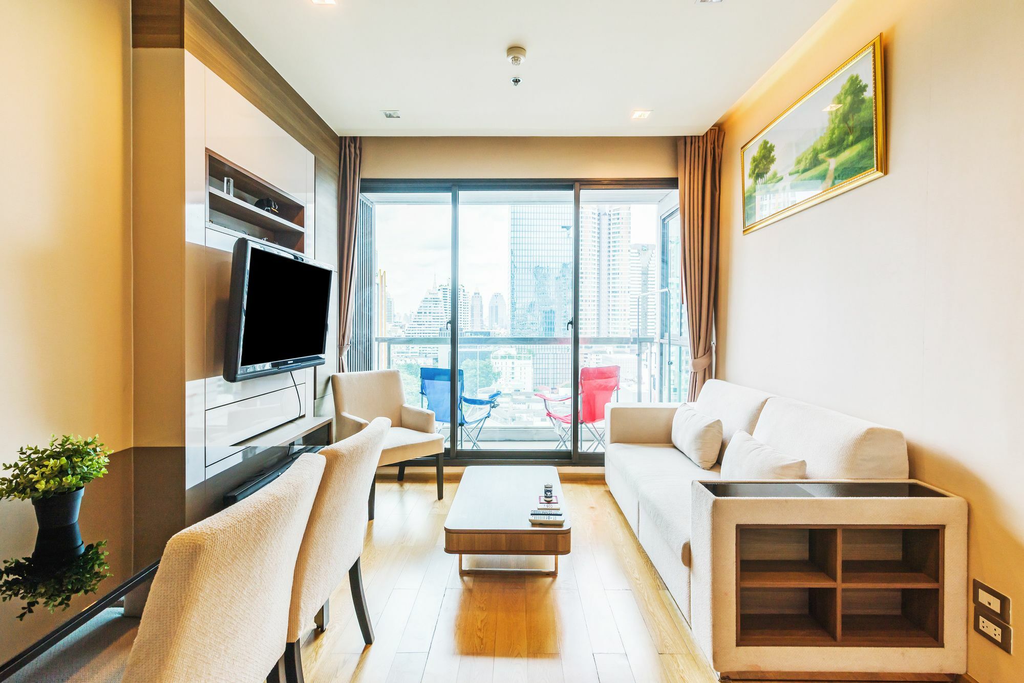 The Address Sathorn By Favstay 曼谷 外观 照片